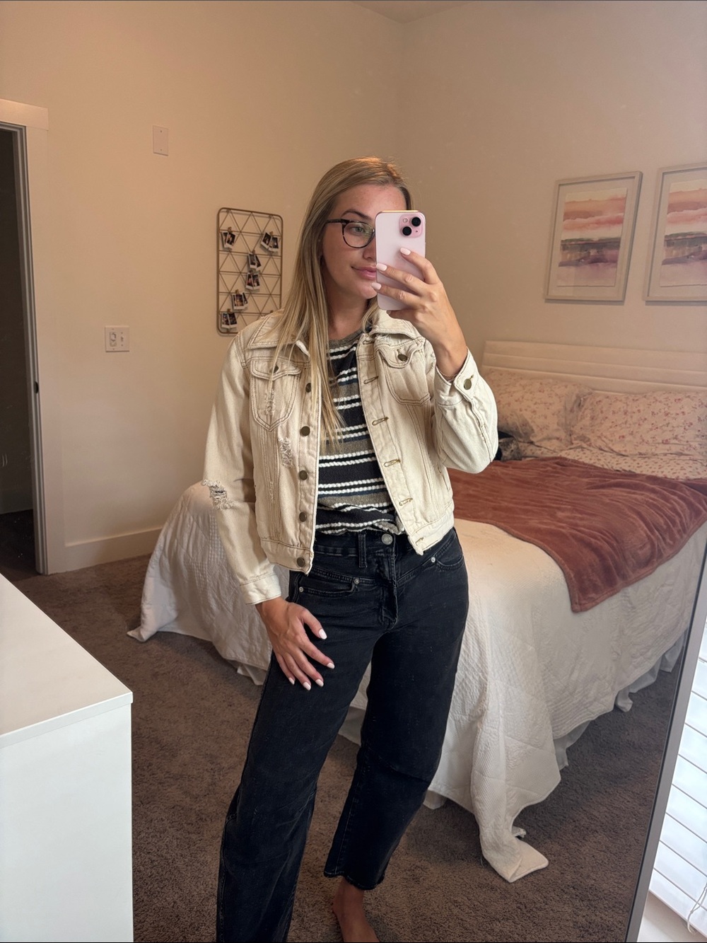Boohoo Distressed Crop Denim Jacket - Cream